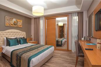 Aquasis De Luxe Resort & Spa 5*