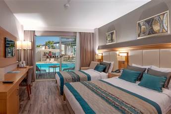 Aquasis De Luxe Resort & Spa 5*
