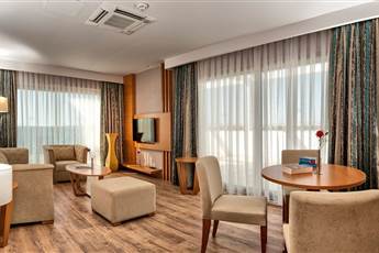 Aquasis De Luxe Resort & Spa 5*