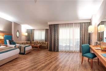 Aquasis De Luxe Resort & Spa 5*