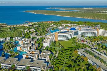 Aquasis De Luxe Resort & Spa