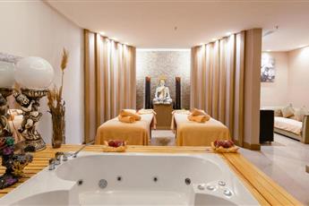 Aquasis De Luxe Resort & Spa