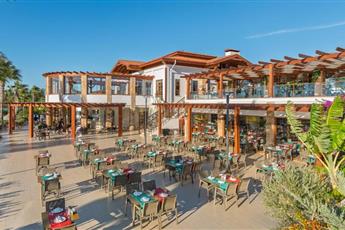 Aquasis De Luxe Resort & Spa