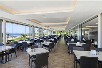 Aquasis De Luxe Resort & Spa