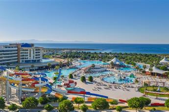 Aquasis De Luxe Resort & Spa