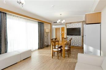 Aquasis De Luxe Resort & Spa