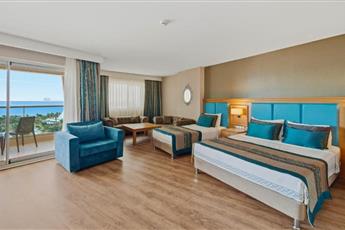 Aquasis De Luxe Resort & Spa