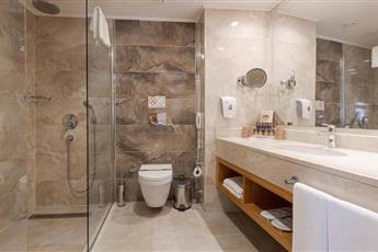 Aquasis De Luxe Resort & Spa