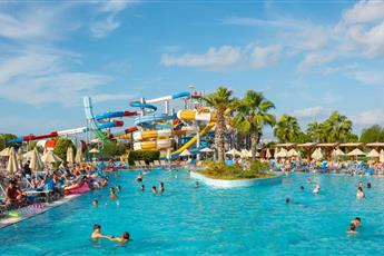 Aquasis De Luxe Resort & Spa