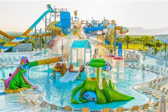 Aquasis De Luxe Resort & Spa