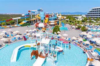 Aquasis De Luxe Resort & Spa