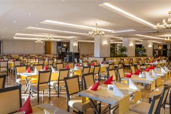 Aquasis De Luxe Resort & Spa