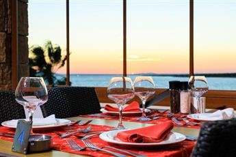 Aquasis De Luxe Resort & Spa
