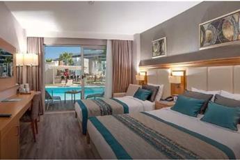 Aquasis De Luxe Resort & Spa