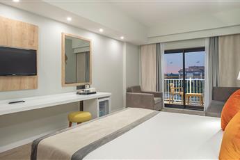 Arcanus Hotels Trendline Side