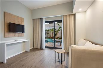 Arcanus Hotels Trendline Side