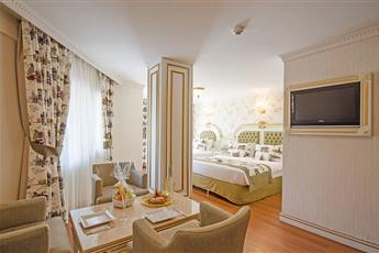 Arden City Hotel 4*