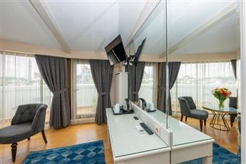 Arden City Hotel