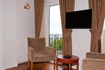 Aren Suites