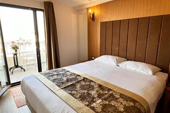 Aren Suites