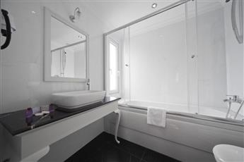 Aren Suites
