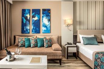 Aria Claros Beach & Spa Resort 5*