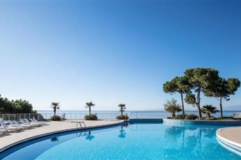 Aria Claros Beach & Spa Resort