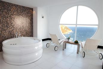 Aria Claros Beach & Spa Resort