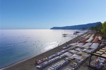 Armas Beach Hotel 4*