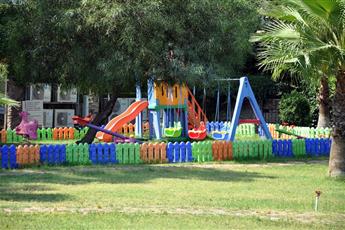 Armas Gul Beach Hotel 5*