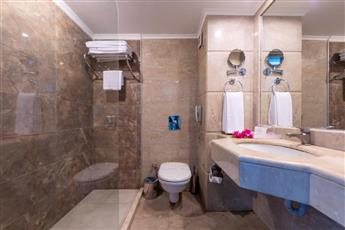 Armas Labada Hotel