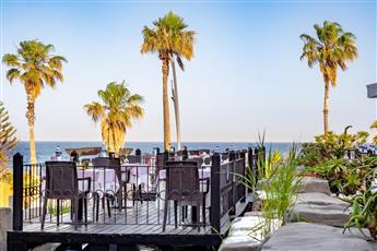 Armas Labada Hotel