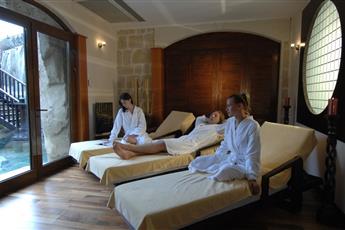 Armas Labada Hotel