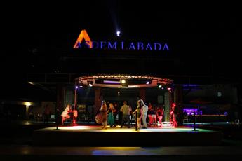Armas Labada Hotel