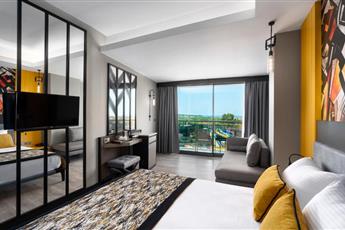 Arnor De Luxe Hotel & Spa