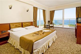 Arora Hotel