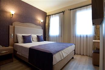 Artefes Hotel 3*
