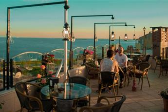 Artefes Hotel Old City& Spa