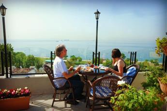 Artefes Hotel Old City& Spa