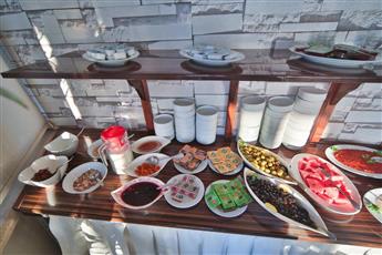 Artefes Hotel Old City& Spa