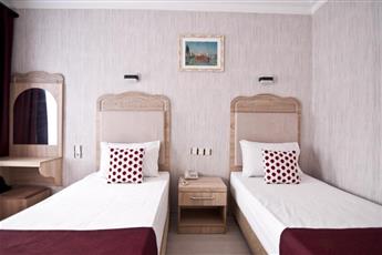 Artefes Hotel Old City& Spa