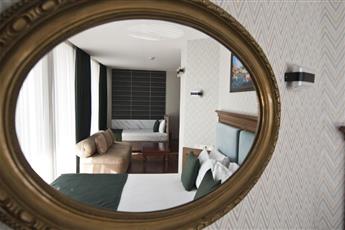 Artefes Hotel Old City& Spa