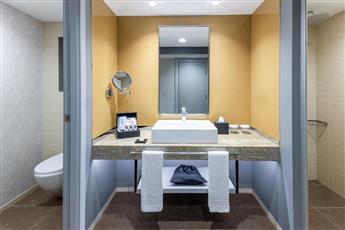 Arum Barut Collection