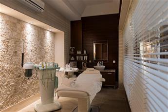 Arum Barut Collection