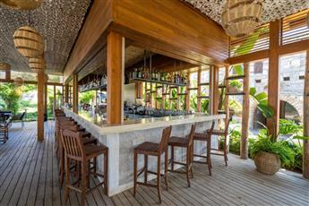 Arum Barut Collection