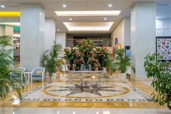 Arum Barut Collection