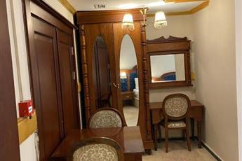 Aruna Hotel
