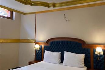 Aruna Hotel