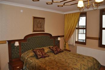 Aruna Hotel
