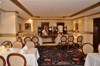 Aruna Hotel